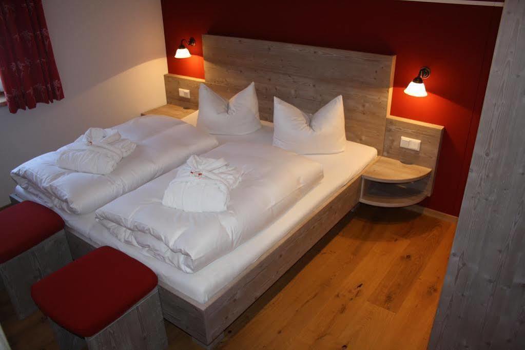 אוברמרגואה Ferienhaus Alpinissimo מראה חיצוני תמונה